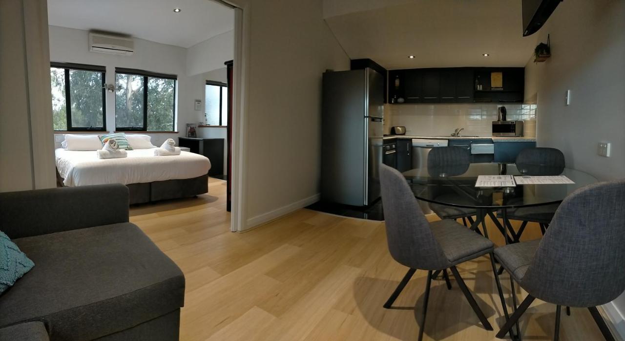Dunsborough Apartments & Suites Exterior foto